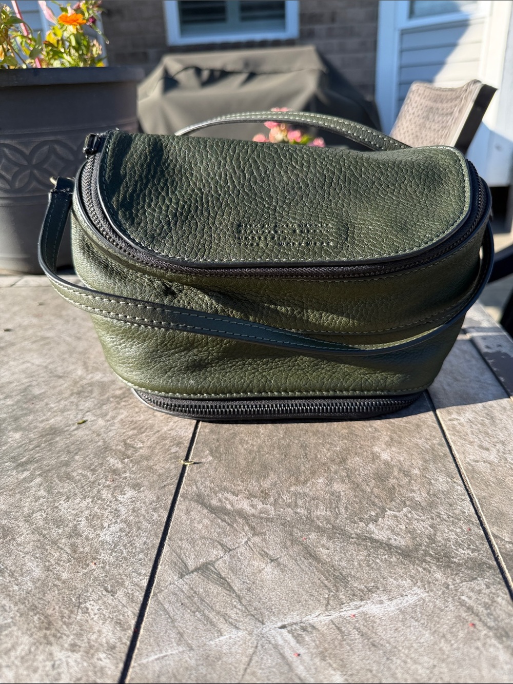 Marc Jacobs REVERSIBLE leather Crossbody / Creme /Hunter Green, GOAT leather